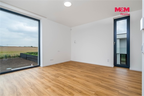 Prodej rodinného domu, 233 m² 14