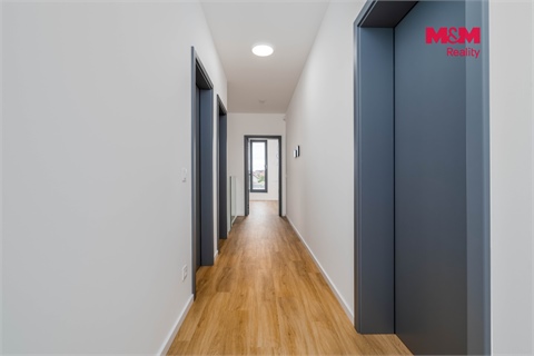 Prodej rodinného domu, 233 m² - 16