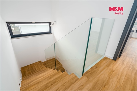 Prodej rodinného domu, 233 m² 18