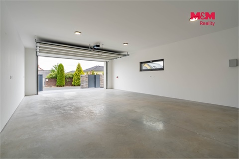 Prodej rodinného domu, 233 m² 28