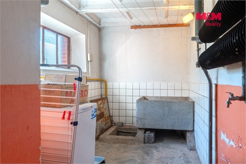 Prodej rodinného domu, 303 m² - 24