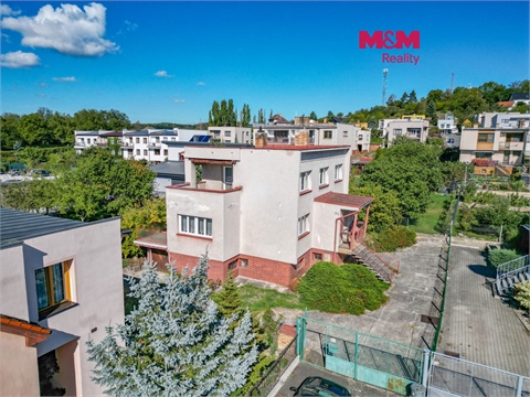 Prodej rodinného domu, 303 m²