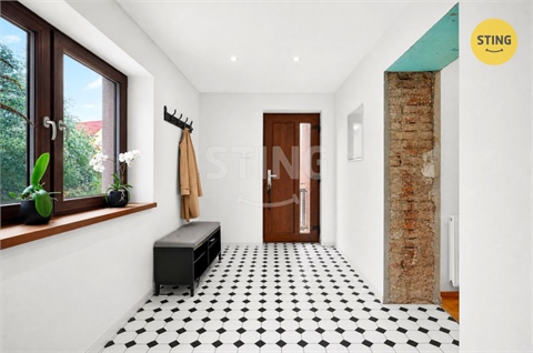 Prodej rodinného domu, 147 m² - 2