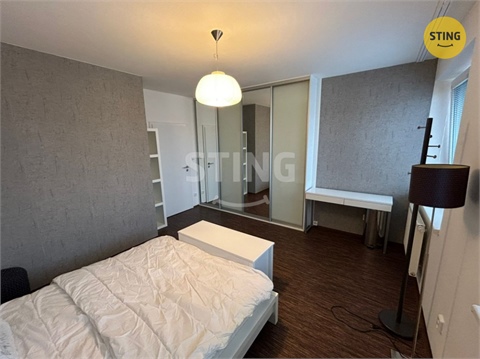 Pronájem bytu 2kk, 89 m² 12