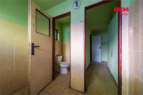 Prodej obchodních prostor, 600 m² 18