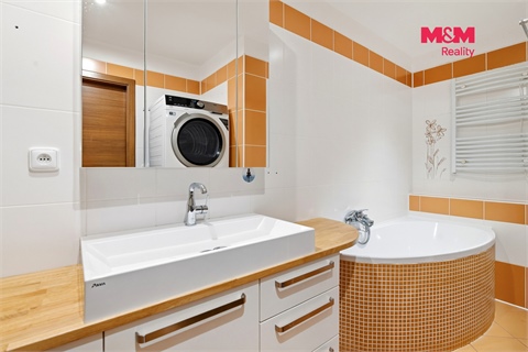 Prodej bytu 4+1, 99 m² 14