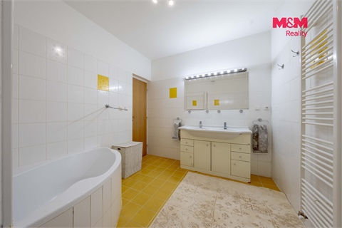 Prodej bytu 4kk, 113 m² 14