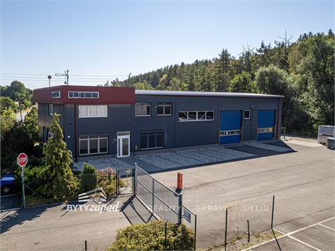 Pronájem skladu / haly, 489 m² - 2