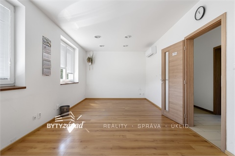 Pronájem skladu / haly, 489 m² 6