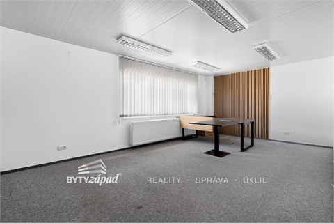 Pronájem skladu / haly, 489 m² 18
