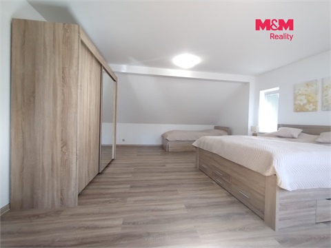 Pronájem bytu 2kk, 100 m² 10