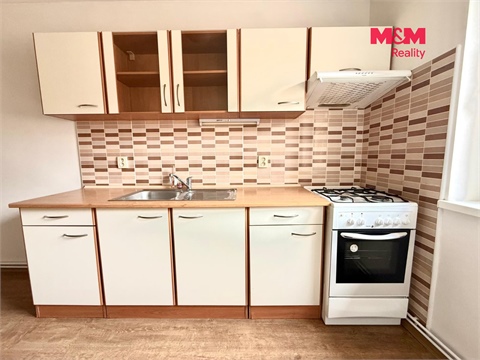 Pronájem bytu 1+1, 38 m² 6