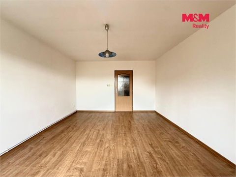 Pronájem bytu 1+1, 38 m² 2