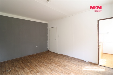 Prodej bytu 1+1, 27 m² 12