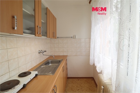 Prodej bytu 1+1, 27 m² 0