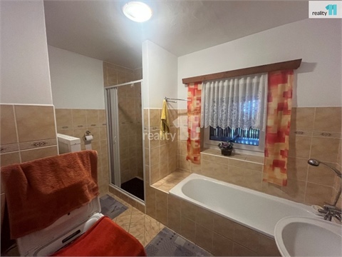 Prodej rodinného domu, 416 m² 6