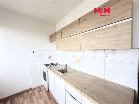 Pronájem bytu 1+1, 35 m² 0