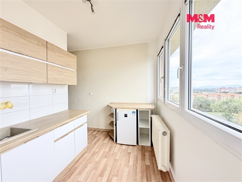 Pronájem bytu 1+1, 35 m² - 0