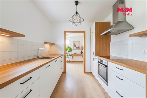 Prodej rodinného domu, 170 m² - 8