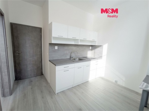 Pronájem bytu 1+1, 28 m² 0