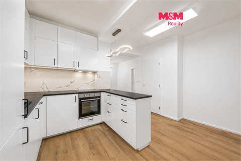 Prodej bytu 4+1, 91 m² 0