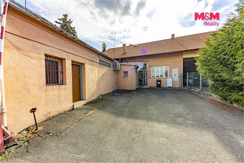 Pronájem obchodních prostor, 890 m² 26