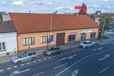 Pronájem obchodních prostor, 890 m² 0