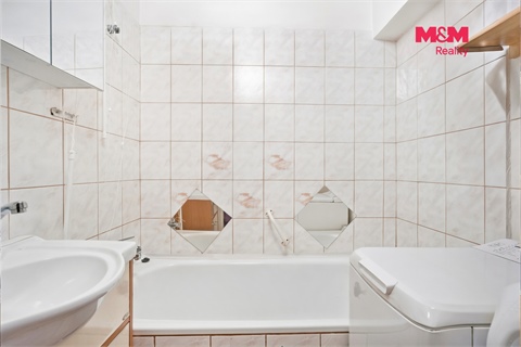 Prodej bytu 2+1, 55 m² 10