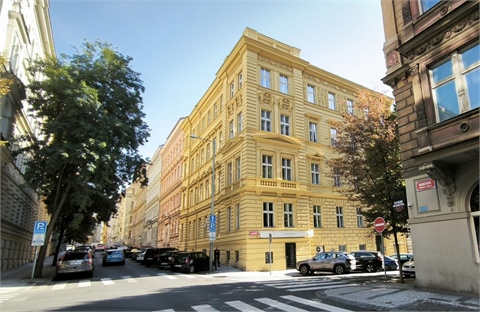 Pronájem bytu 3kk, 100 m² 0