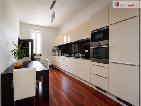 Pronájem bytu 2+1, 65 m² - 0