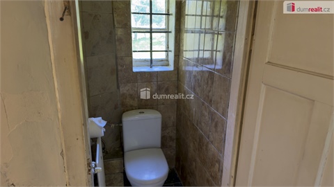 Prodej rodinného domu, 250 m² 24