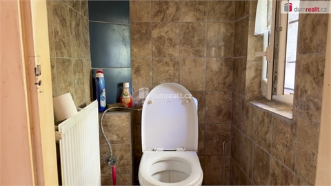 Prodej rodinného domu, 250 m² 12