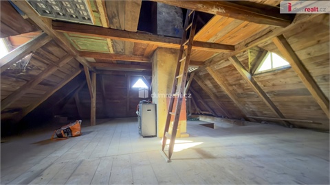 Prodej rodinného domu, 250 m² - 16