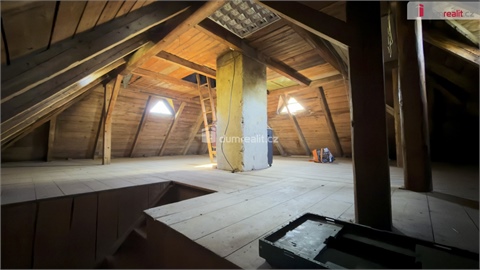 Prodej rodinného domu, 250 m² 28
