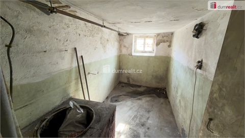 Prodej rodinného domu, 250 m² - 10