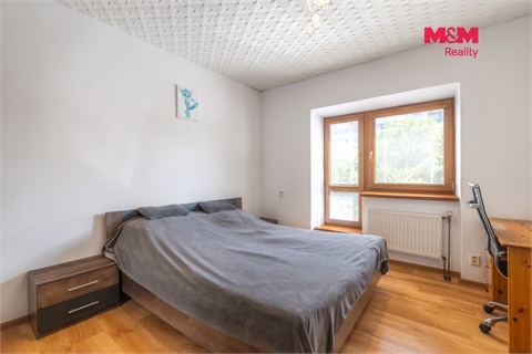 Prodej komerčního objektu, 422 m² 12