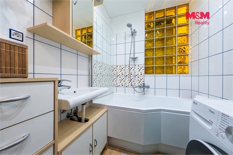 Prodej bytu 3+1, 64 m² - 2