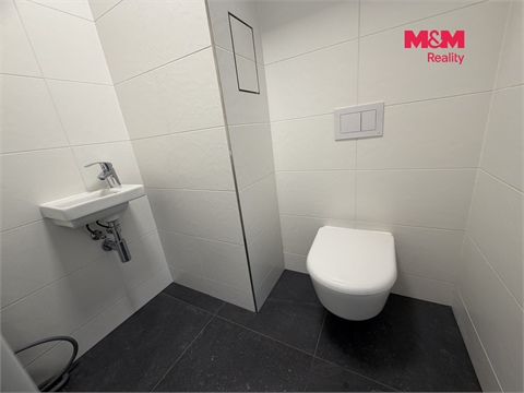 Pronájem bytu 2kk, 52 m² 8