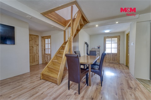 Prodej rodinného domu, 213 m² - 8