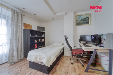 Prodej rodinného domu, 213 m² 4