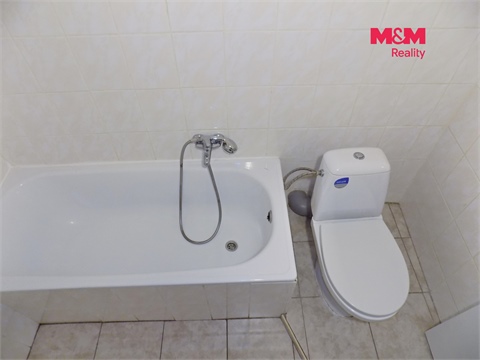 Pronájem bytu 1kk, 28 m² 2