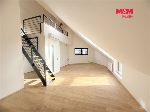 Prodej bytu 3kk, 68 m² - 0