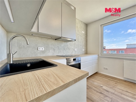 Prodej bytu 1+1, 36 m² - 2