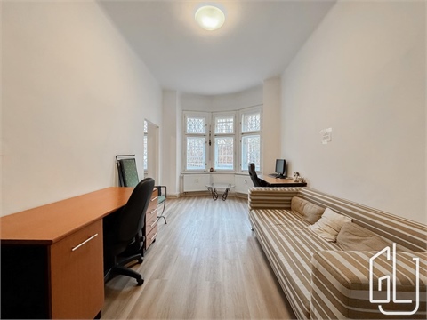 Pronájem obchodních prostor, 36 m² 2