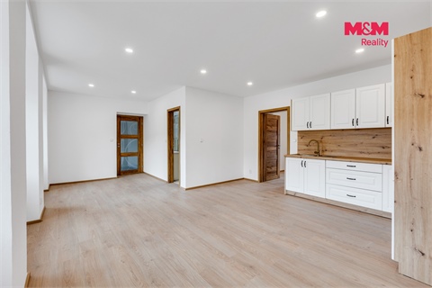 Prodej bytu 2kk, 59 m² 2