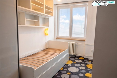 Pronájem bytu 4kk, 75 m² 6