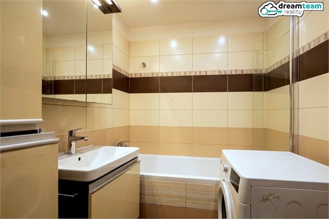 Pronájem bytu 4kk, 75 m² 8