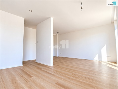 Pronájem bytu 3kk, 106 m² - 6