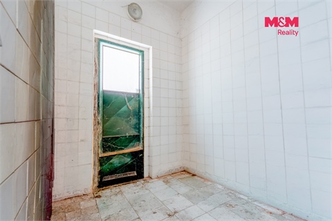 Prodej komerčního objektu, 78 m² - 14