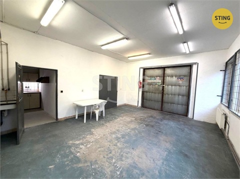 Prodej obchodních prostor, 111 m² 4